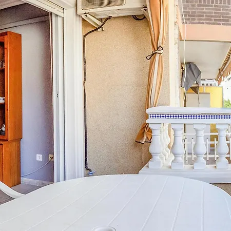 Cozy In With Kitchenette Torrevieja